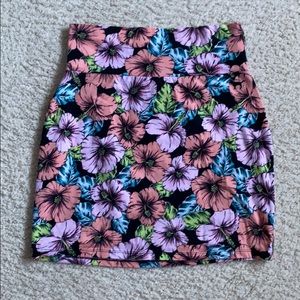 Victoria Secret PINK Spring Floral Print Skirt